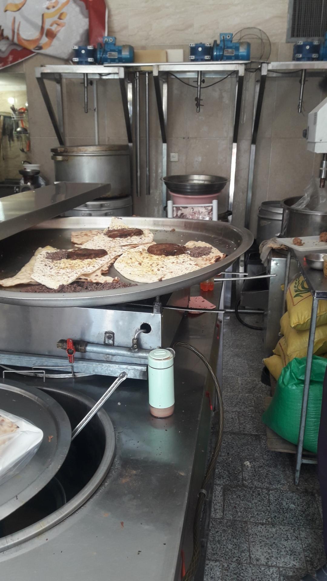 عکس کترینگ آشپزی نسیم