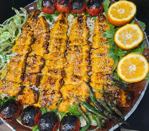 عکس کباب سرای سنتی ماربین