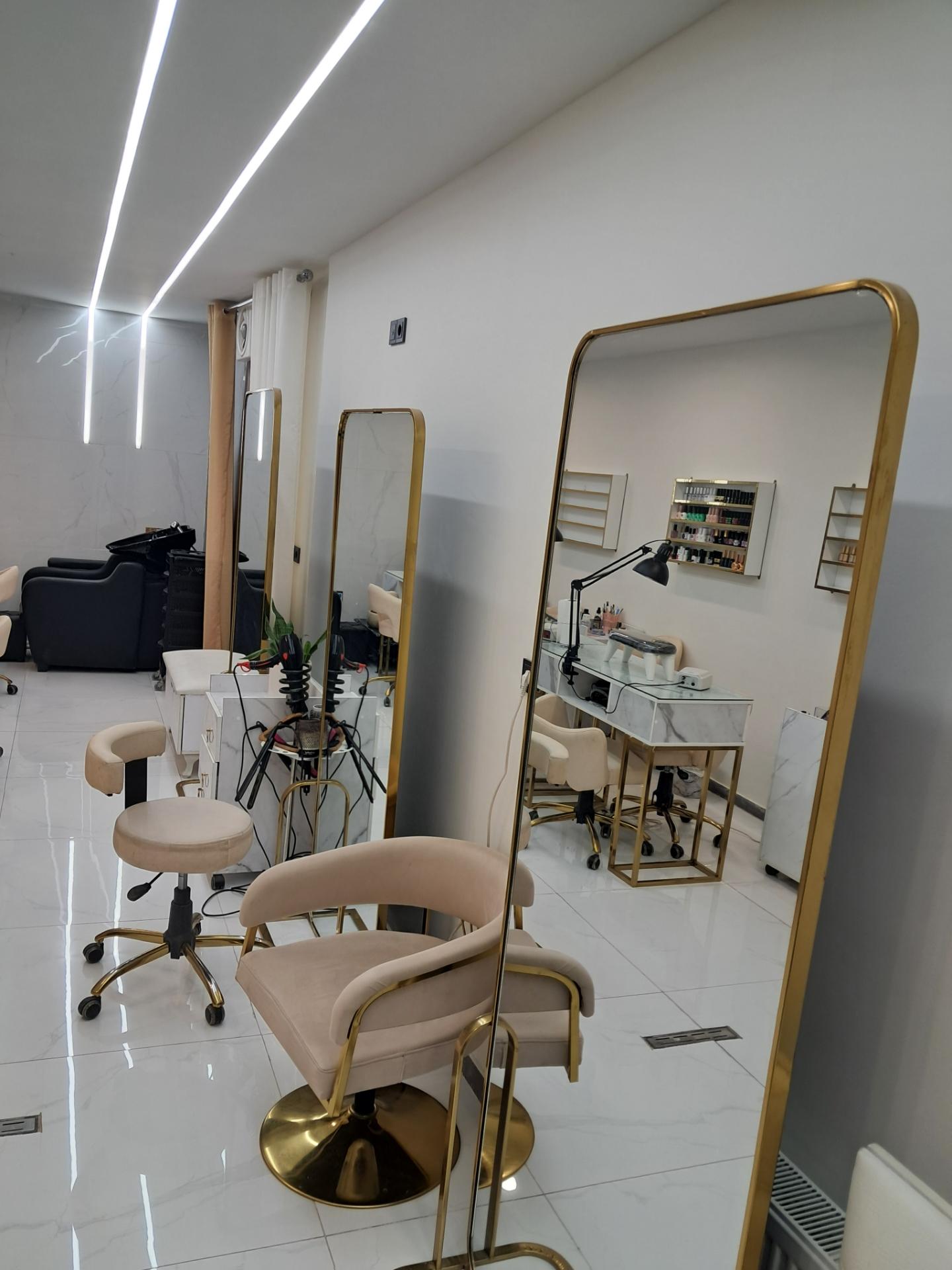 عکس سالن زیبایی ماهورا