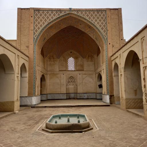 عکس مسجد جامع عتیق نوش آباد