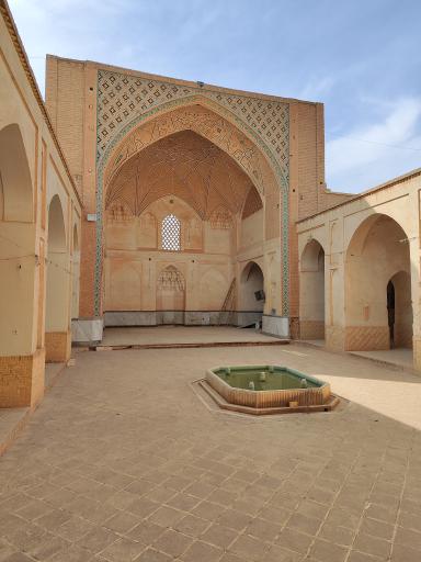 عکس مسجد جامع عتیق نوش آباد