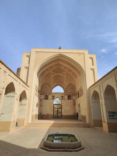 عکس مسجد جامع عتیق نوش آباد