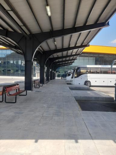 عکس شرکت مسافربری شماره یک (‌ایران پیما)