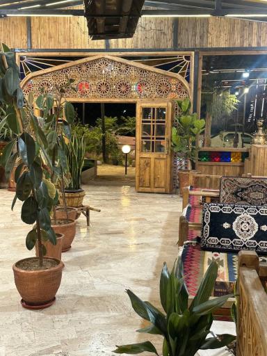 مجتمع پذیرایی و اقامتی مهر و ماه