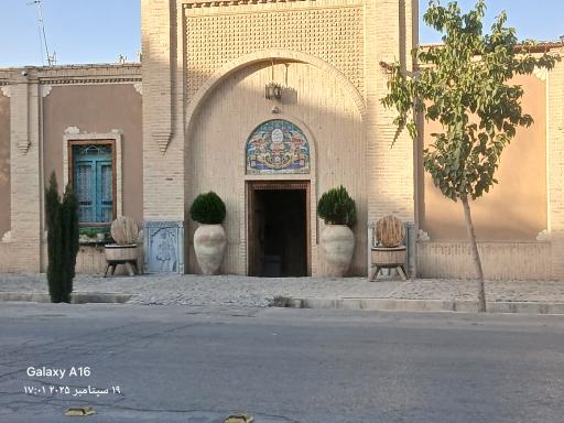 عکس عمارت عباسقلی خان