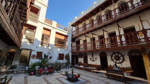 عکس هتل ژرمانسیکا 