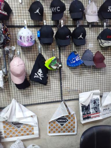 عکس فروشگاه ممول پلاس