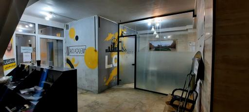 عکس آکادمی زبان آکو ۲