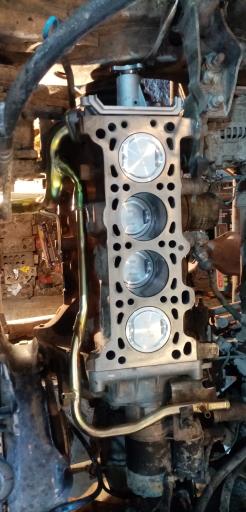 عکس خدمات خودرویی کریمی