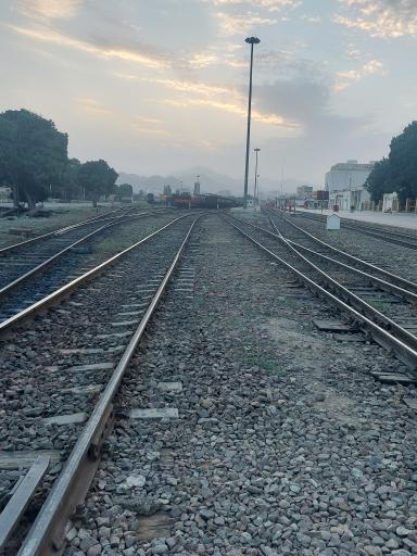 عکس ایستگاه راه آهن اراک