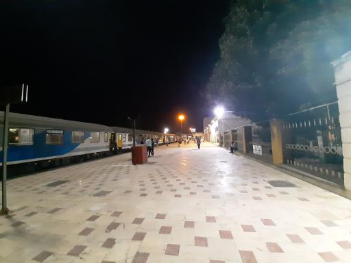 عکس ایستگاه راه آهن اراک