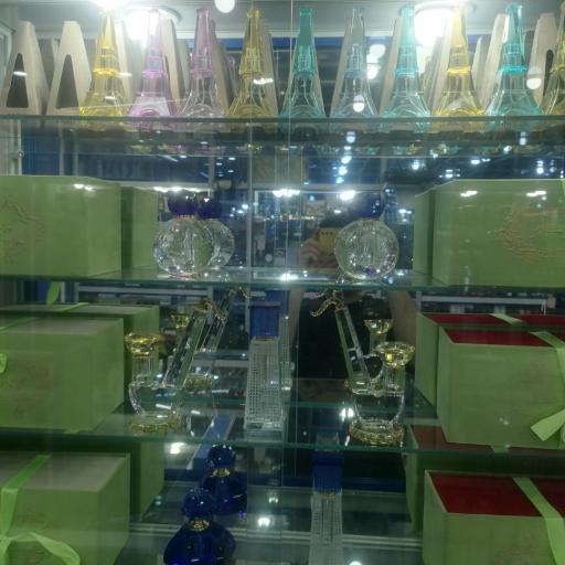 عکس فروشگاه عطر بهشت