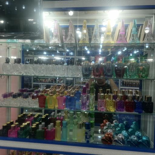 عکس فروشگاه عطر بهشت