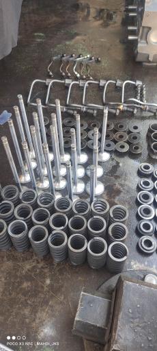 عکس تعمیرگاه دیزلی مهدی