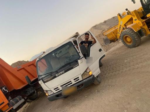 عکس خدمات بیل و لودر و کمپرسی پور ملک 