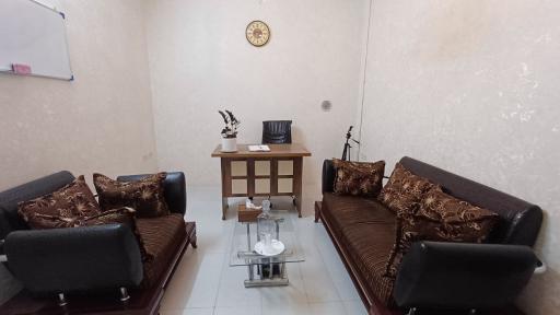 عکس مرکز مشاوره حرفتوبزن