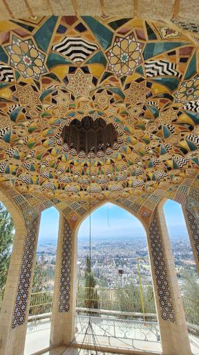 عکس آرامگاه باباکوهی