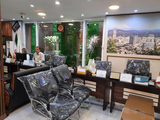 عکس گروه مشاورین املاک خوش یمن