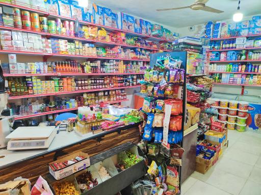 عکس سوپر مارکت انصاف