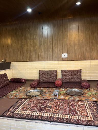 عکس باغ رستوران اعیان