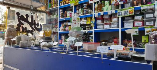 عکس زعفران و ادویه فلاح