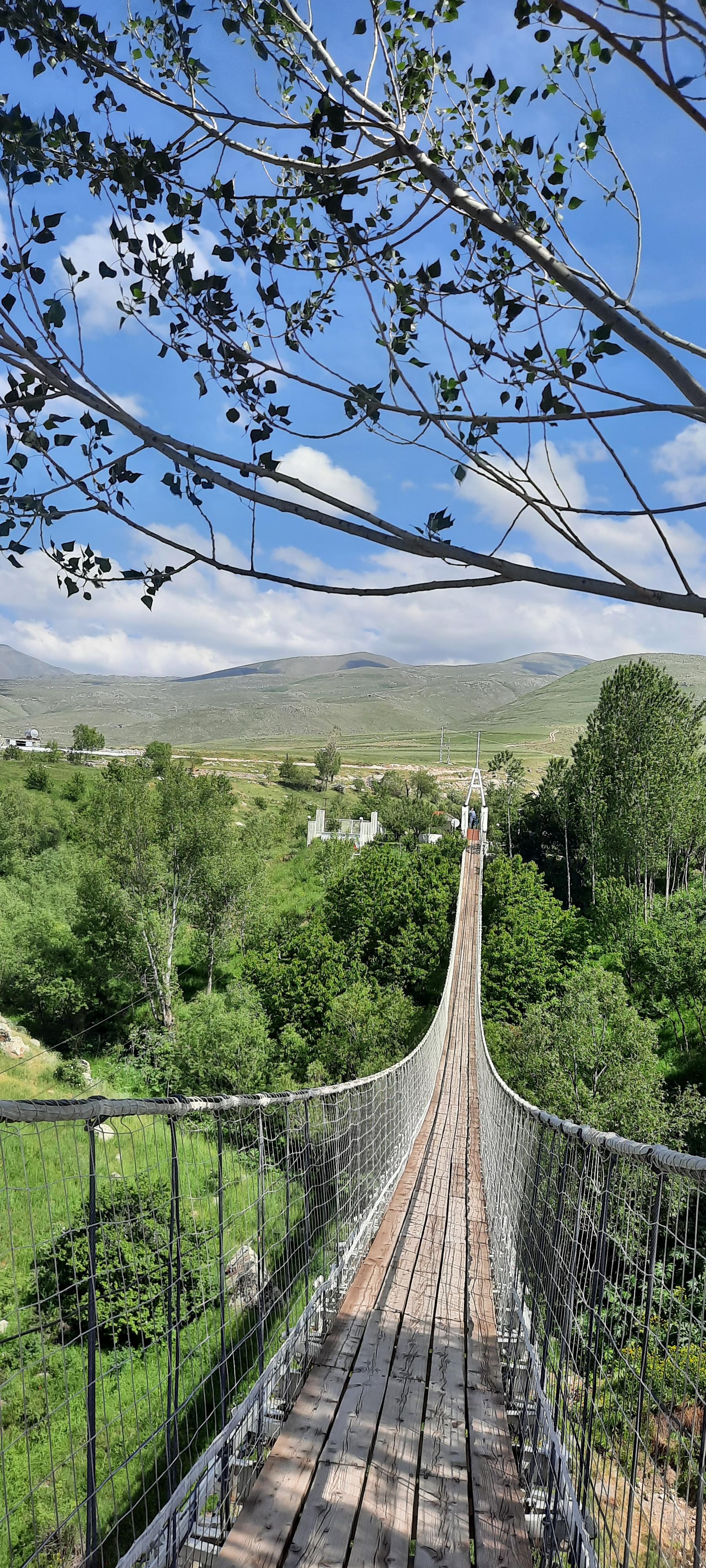 عکس سایت پاراگلایدر پل معلق مشگین شهر