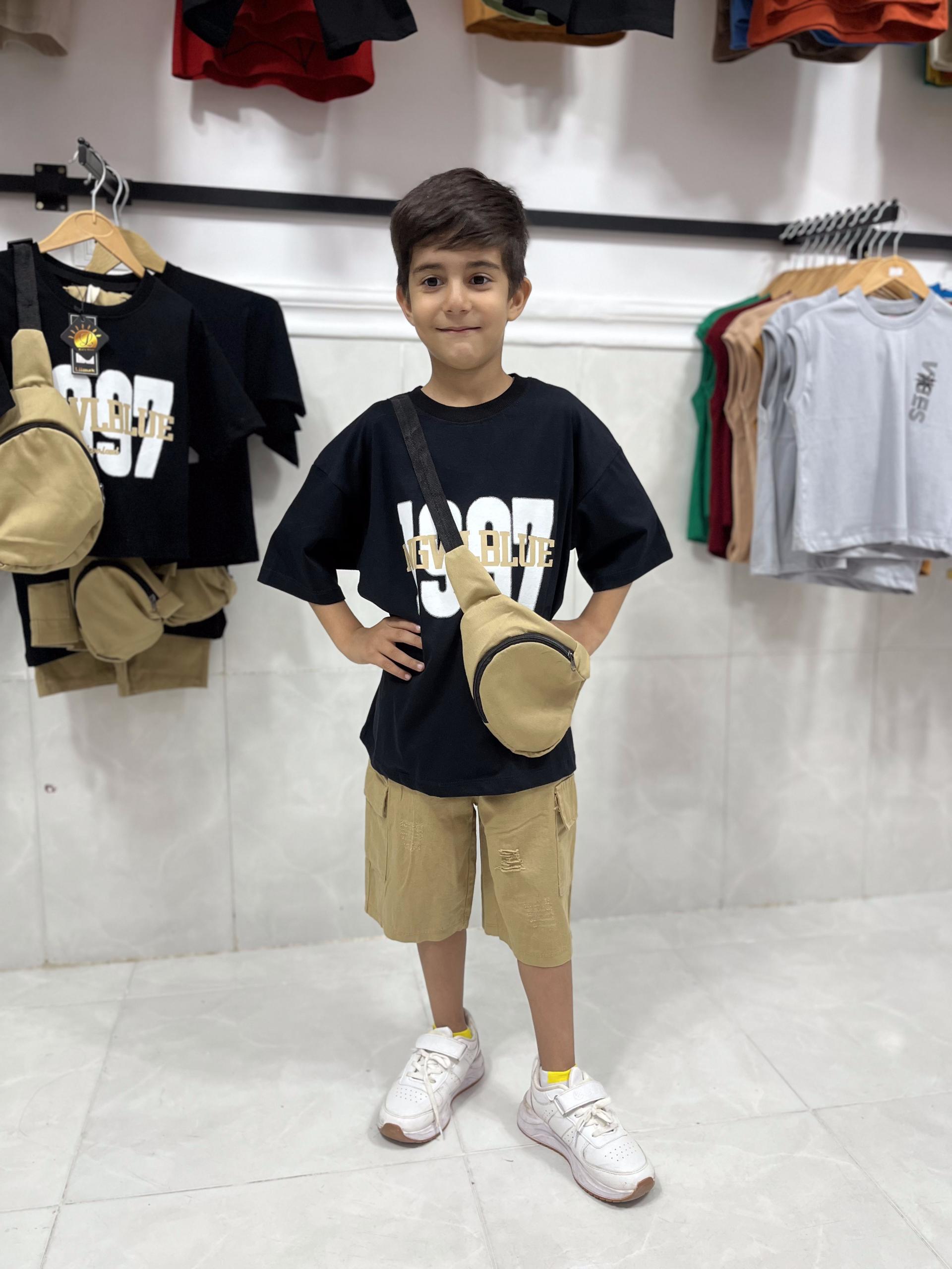 عکس فروشگاه پوشاک بچه پوش