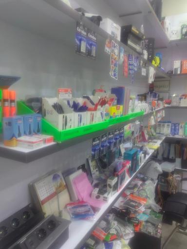 عکس کامپیوتر نت و موبایل الی