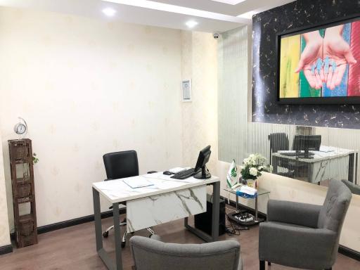 عکس دکتر فاطمه زارعین (متخصص اعصاب و روان)