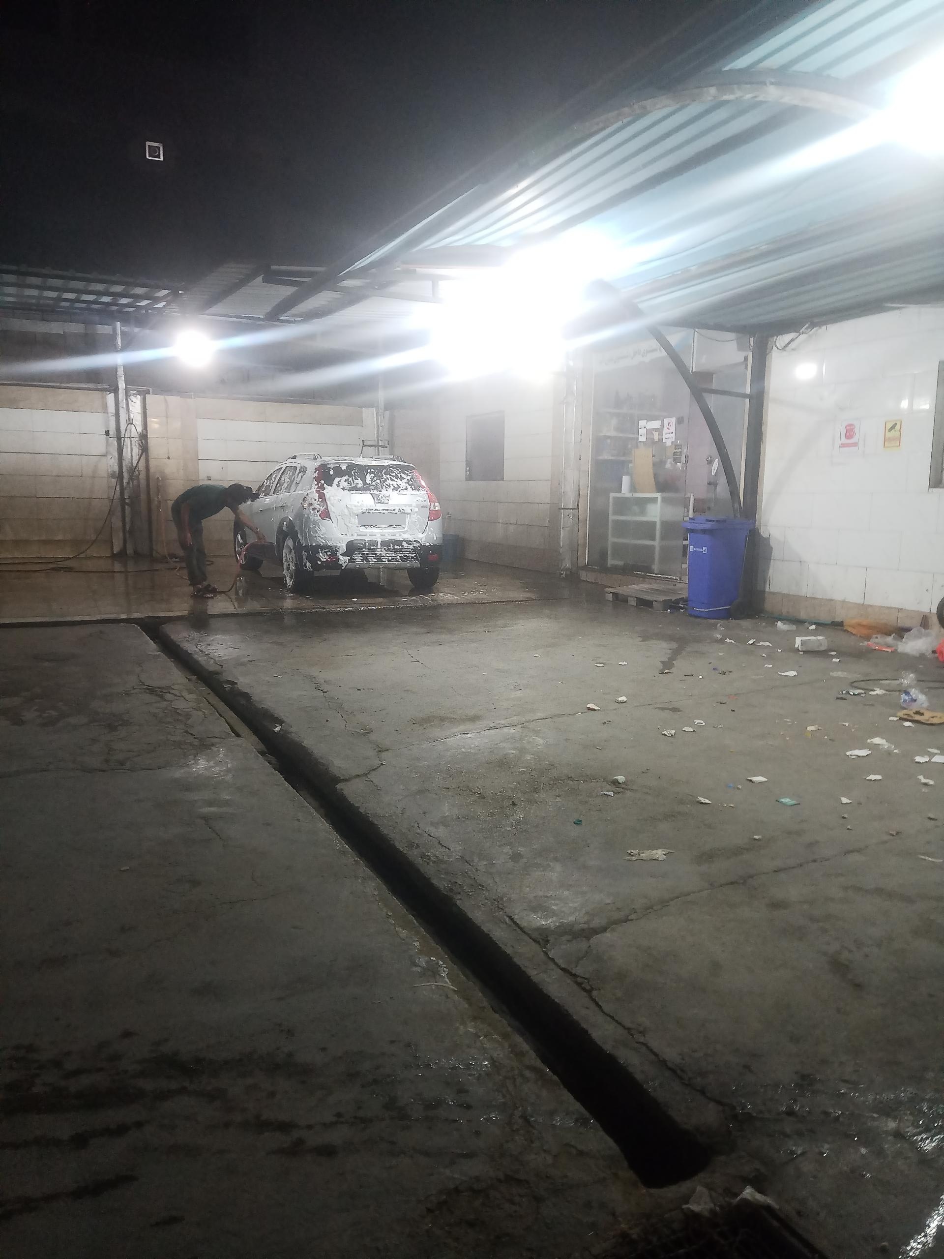 عکس کارواش بزرگ یادبود 