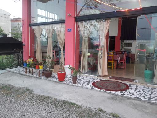 عکس آشپزخانه و سالن غذاخوری ماه بانو 