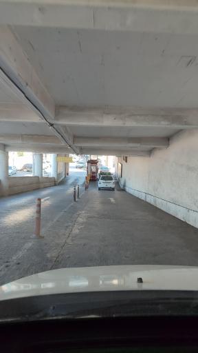 عکس پارکینگ عمومی شهرداری