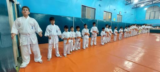 عکس باشگاه ورزشی پایگاه شهید دستغیب