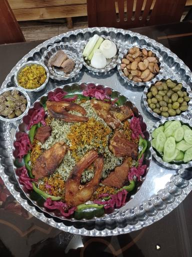 عکس کافه رستوران گیلانه