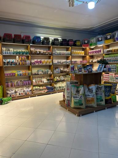 عکس کلینیک دامپزشکی و پت‌شاپ آلفا