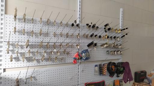 عکس یدک کش و کلیدسازی 