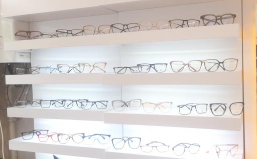 عکس عینک امیری(رسالت)