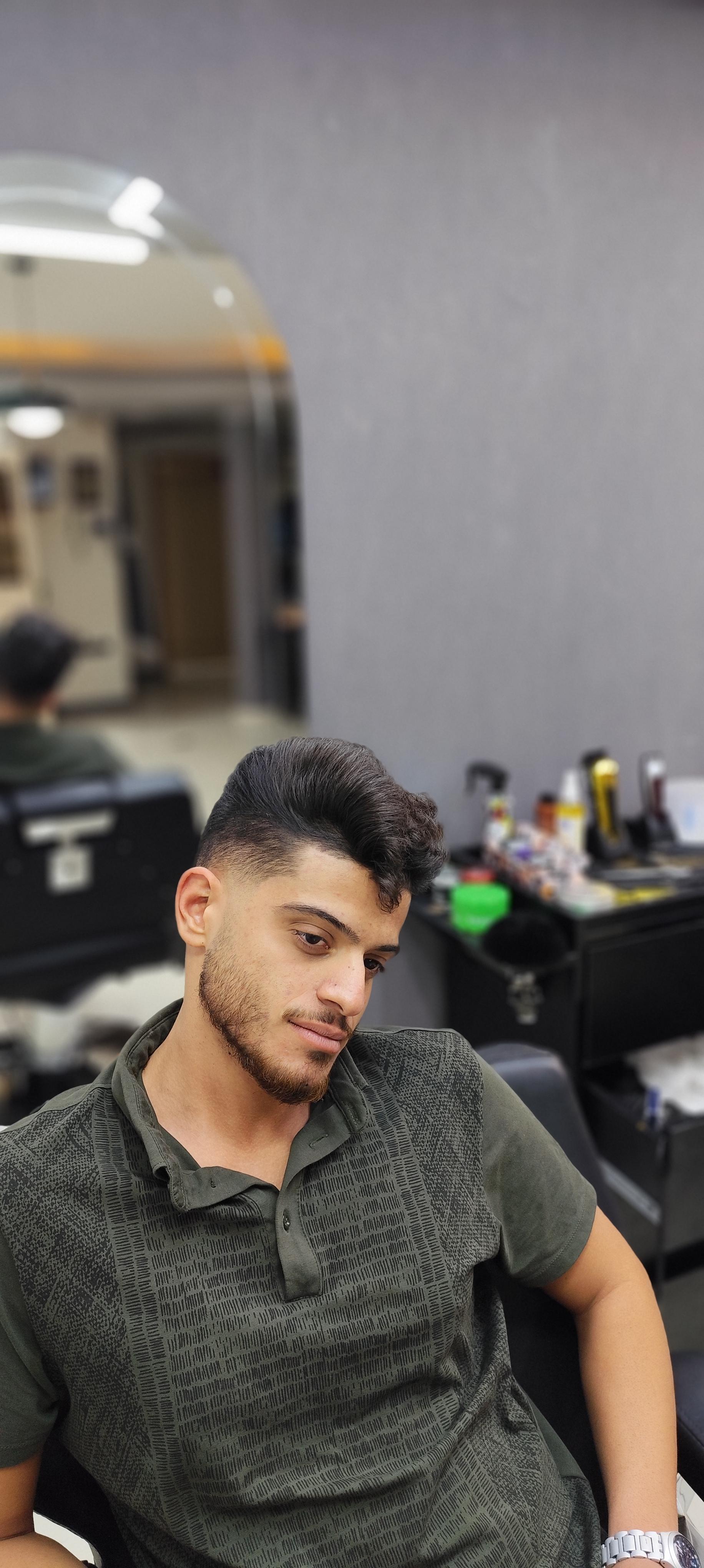عکس آرایشگاه مردانه نیاوران