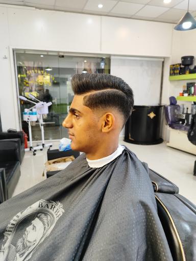 آرایشگاه مردانه مرتضی 