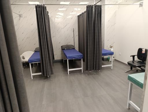 عکس درمانگاه شبانه روزی مرهم