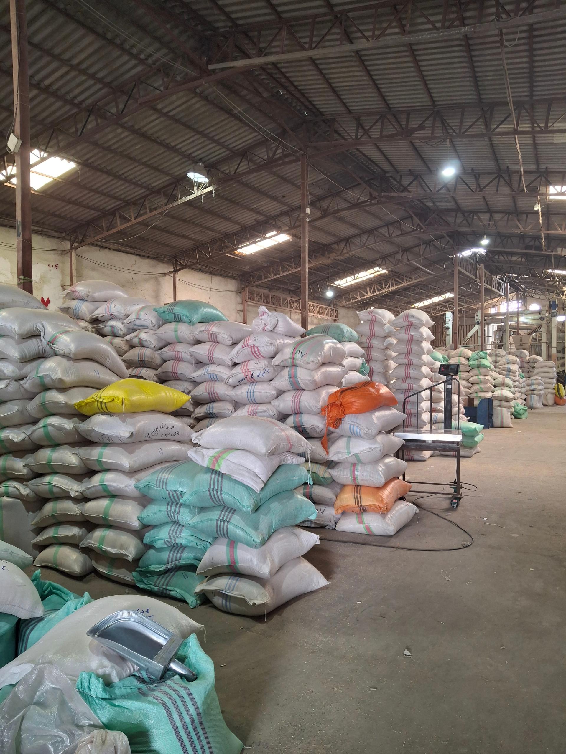 عکس برنج فروشی حیدری