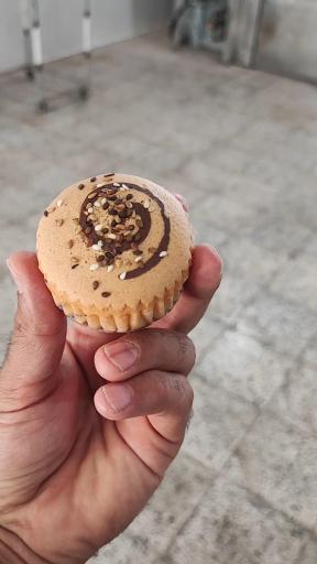 کارگاه تولیدی کیک و کلوچه مساحی