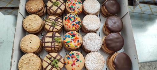 عکس کارگاه تولیدی کیک و کلوچه مساحی