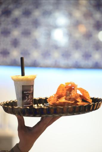 عکس دوغ و گوشفیل فیروزه شعبه ۴