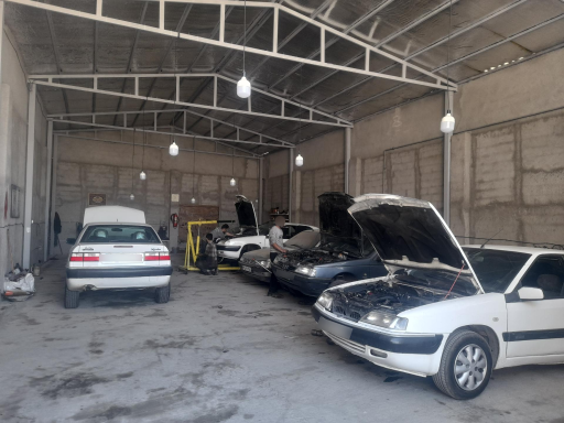 عکس تعمیرگاه زانتیا