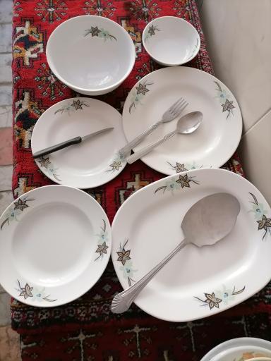 عکس کرایه چی وصال، ظروف کرایه