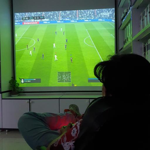 عکس ویدئو پروژکتور دیتا استور