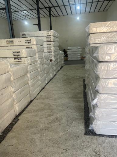 عکس گروه صنعتی تشک رویال