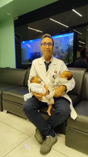 عکس آزمایشگاه شبانه روزی پاتوبیولوژی و ژنتیک آرامش