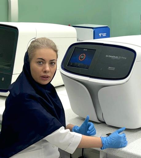 عکس آزمایشگاه شبانه روزی پاتوبیولوژی و ژنتیک آرامش